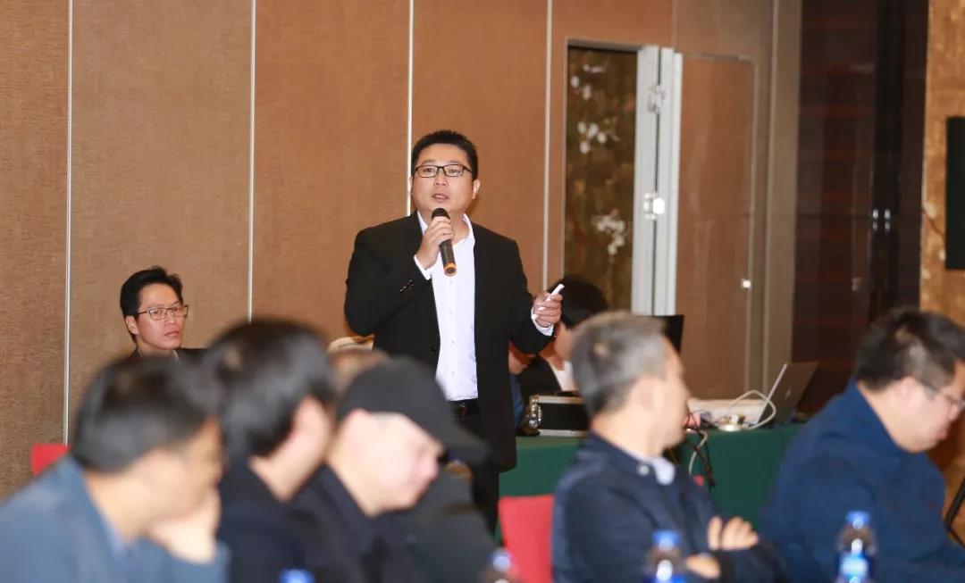 ONE游戏官网-皇马巴塞赞助商
