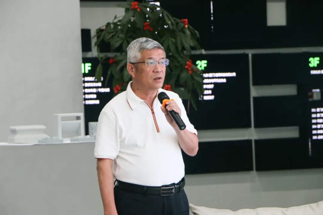 ONE游戏官网-皇马巴塞赞助商